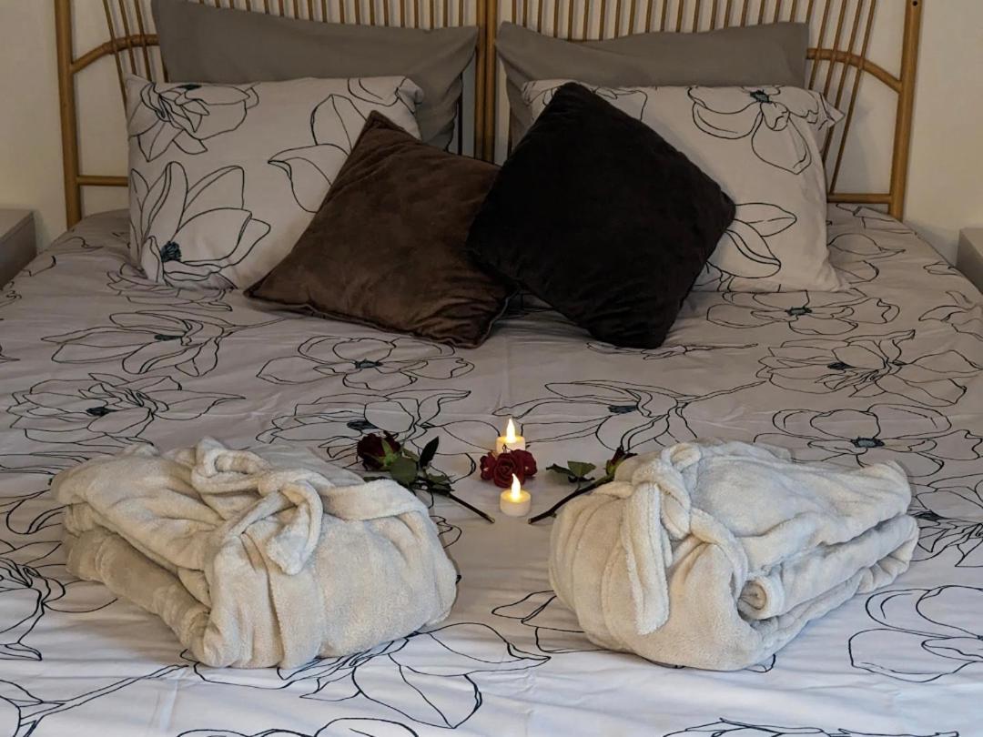 Love Room Avec Spa Nérac Extérieur photo